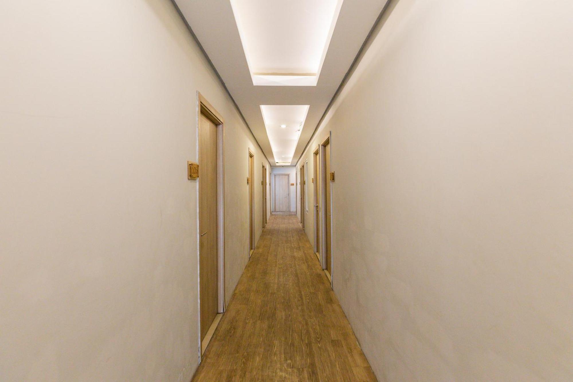 Reddoorz Plus Syariah Near Mall Pondok Indah Yakarta Exterior foto